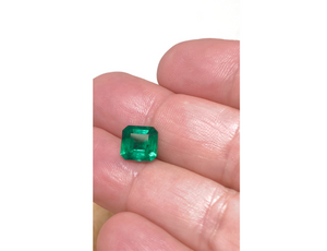 Certified 2.30 Carat Natural AAA Colombian Emerald Square Cut Vivid Green
