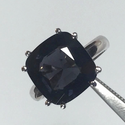 6.78CT Natural Fine Cushion Gray Spinel Solitaire Ring 18k White Gold