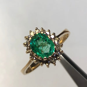 Vintage Colombian Emerald Diamond Engagement Ring 18 Karat