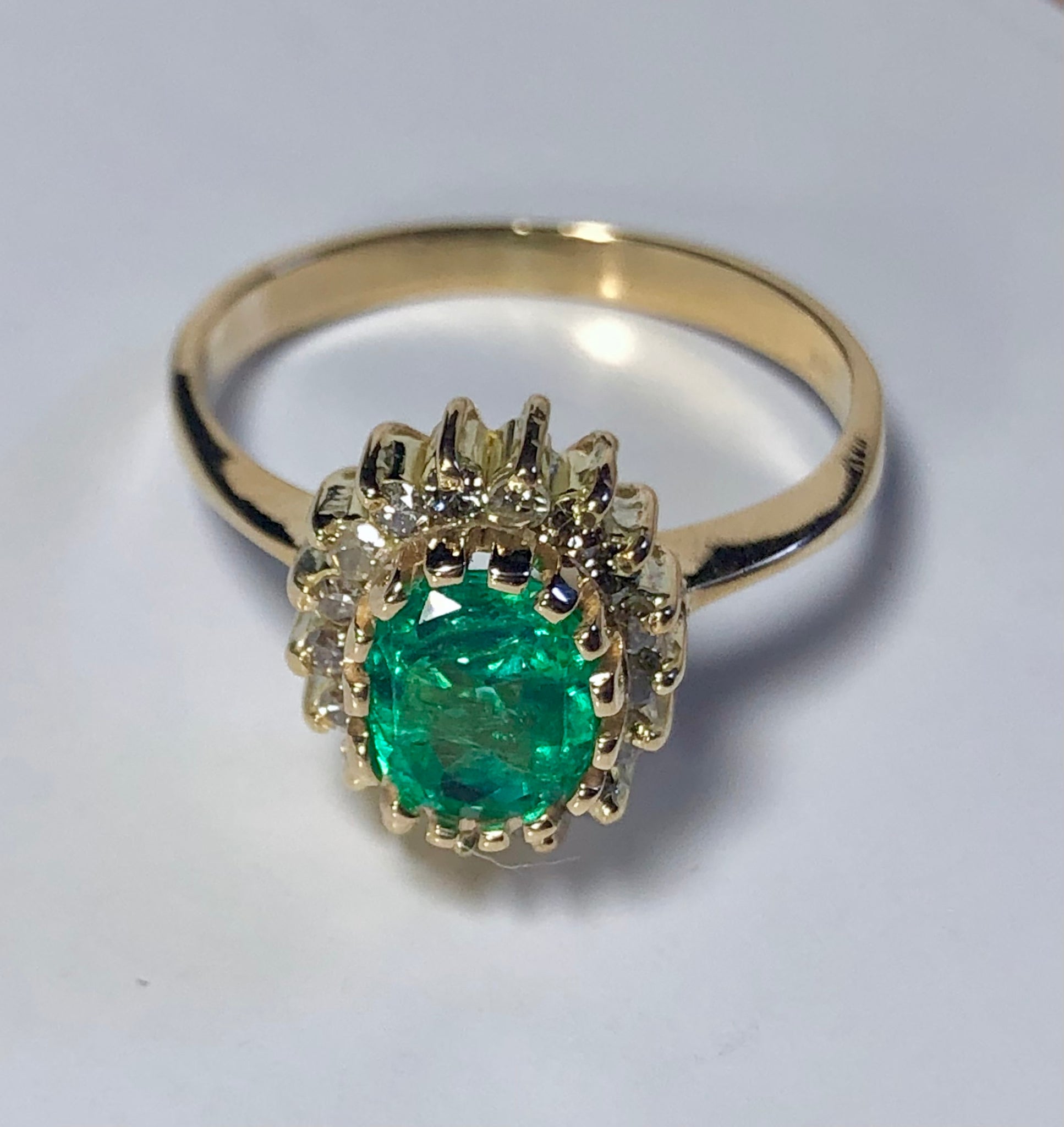 Vintage Colombian Emerald Diamond Engagement Ring 18 Karat