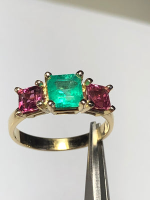 Natural Colombian Emerald and Spinel Ring 18K Yellow Gold