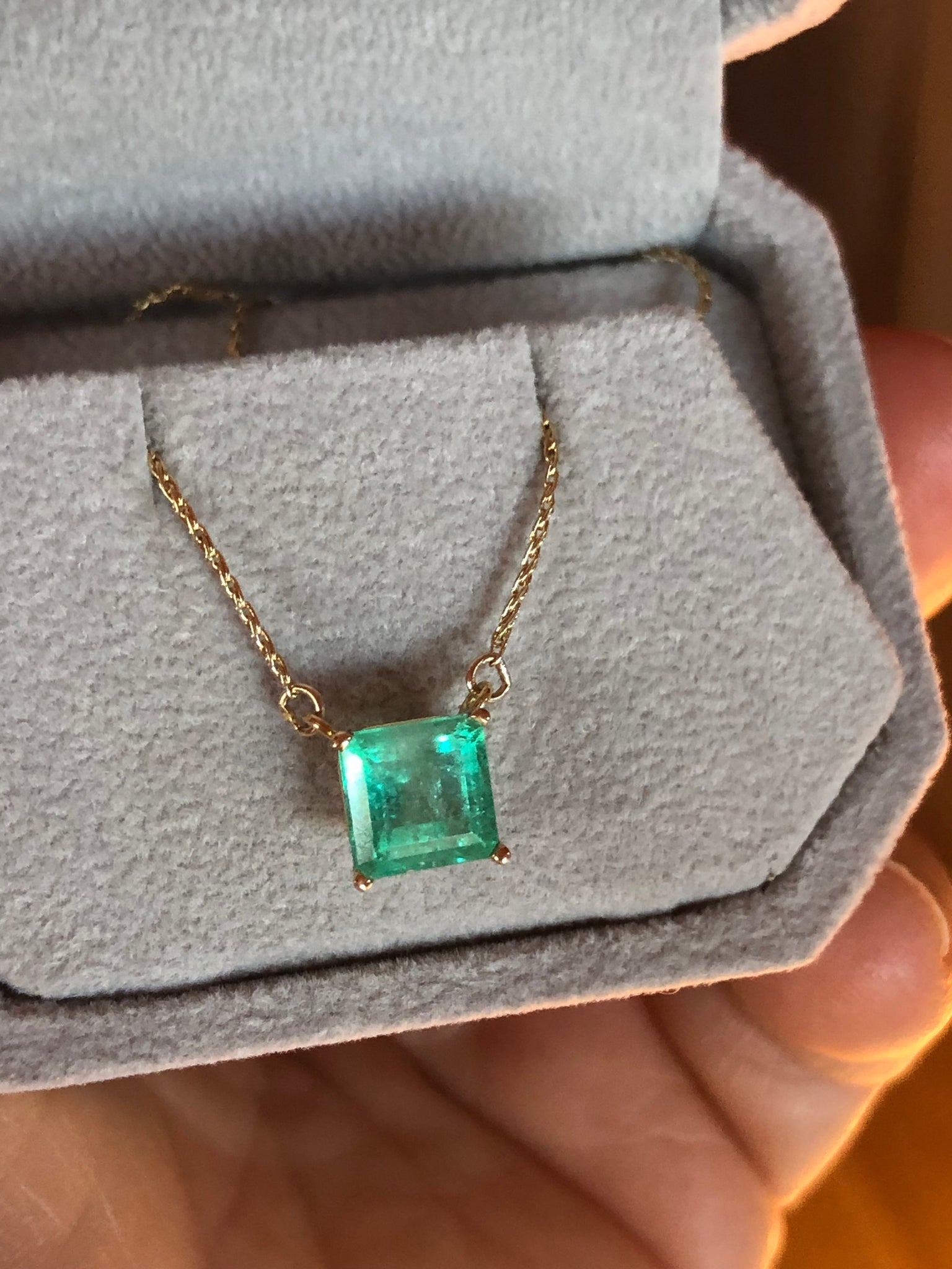 1.68 Carat Colombian Emerald Pendant Chain Necklace 14K Gold