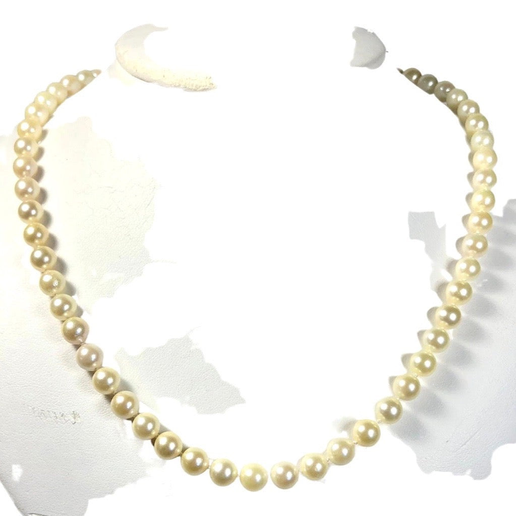 Pearl Necklaces - Cultured Akoya Pearl Strands (Length: 24)