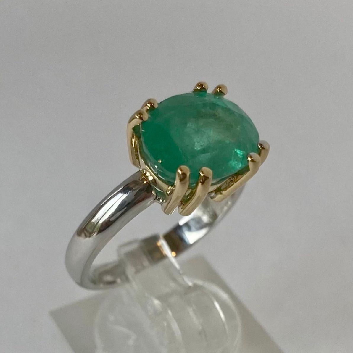 Solitaire Ring Natural Colombian Emerald Gold 18K