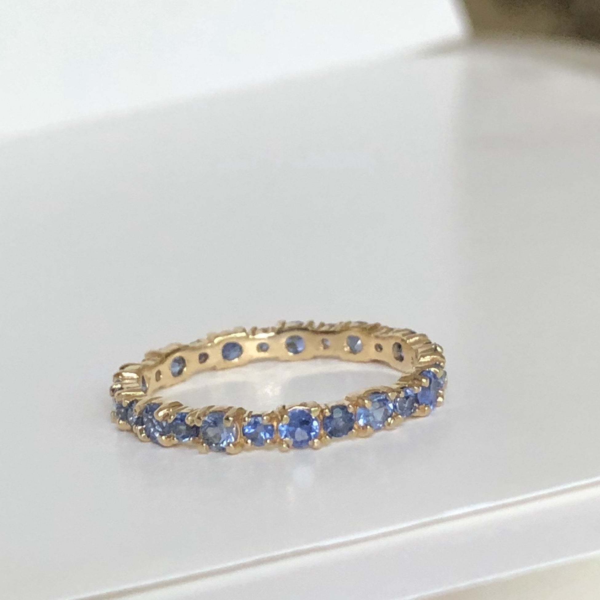 2.10 Carat Ceylon Sapphire Engagement Eternity Wedding Band Ring Gold