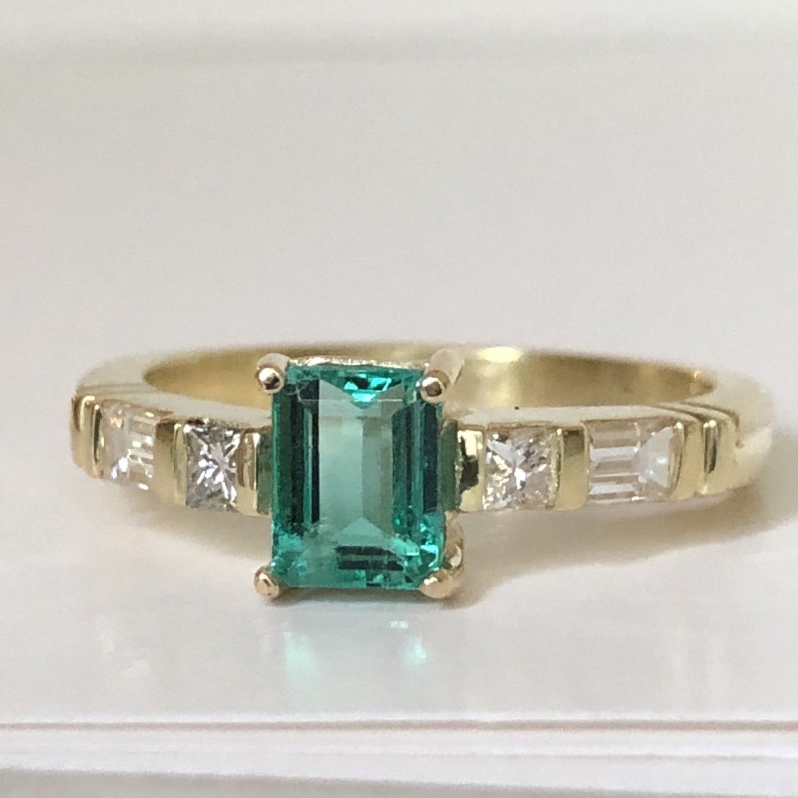 Emerald Diamond Yellow Gold 18K Engagement Ring