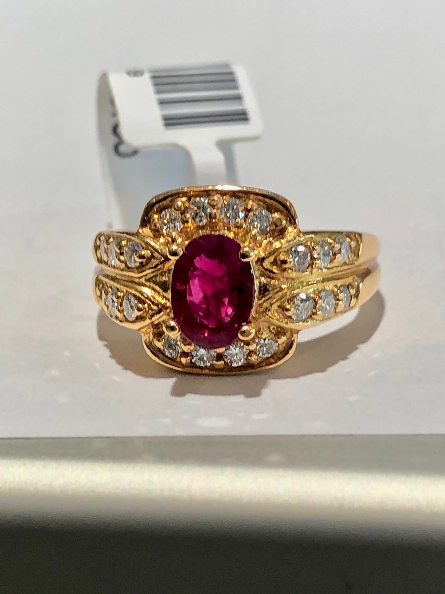 1.57 Carat Vivid Red Ruby and Diamonds Ring 18K Rose Gold