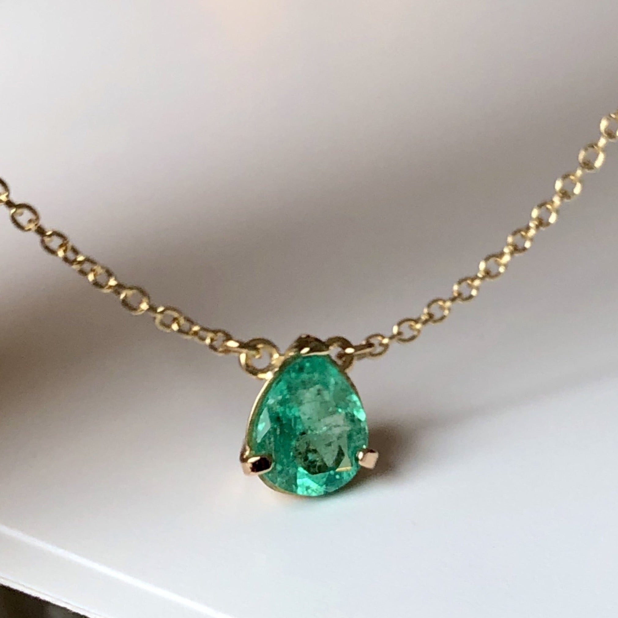 Emerald Pendant 1.89 Ct. 18K White Gold | The Natural Emerald Company