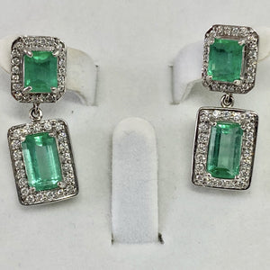 Natural Colombian Emerald and Diamond Drop Earrings 18 Karat