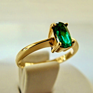 Natural Fine Natural Oval Colombian Emerald Solitaire Ring 18K Gold