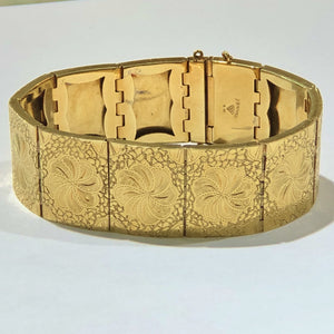 Vintage 18 Karat Yellow Gold Hand Engraving Bracelet