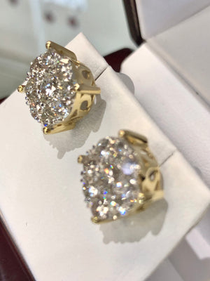 Large Fleurette Cluster Diamond Stud Earrings Gold
