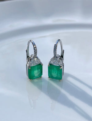 4.00 Carat Natural Colombian Emerald and Diamond Drop Platinum Earrings