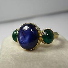 Estate  Natural Sapphire & Emerald Ring 18k Yellow Gold