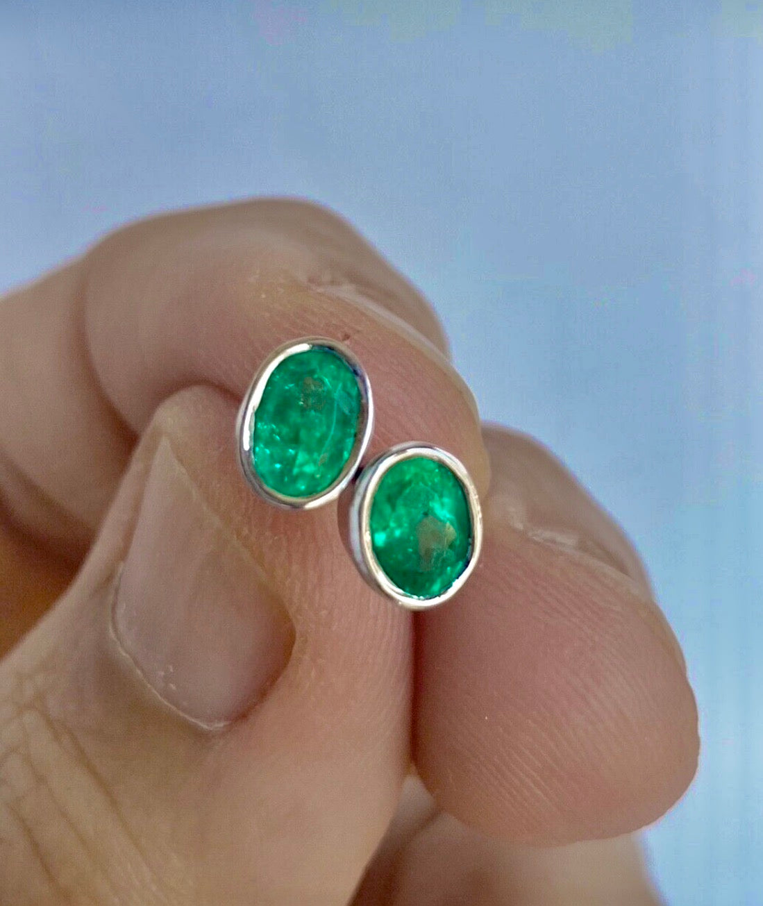 1.20 Carat Natural Colombian Emerald Oval Stud Earrings 18K