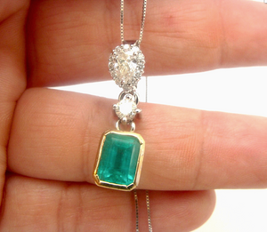 4.00 Carat Colombian Emerald & Diamond Pendant 18K