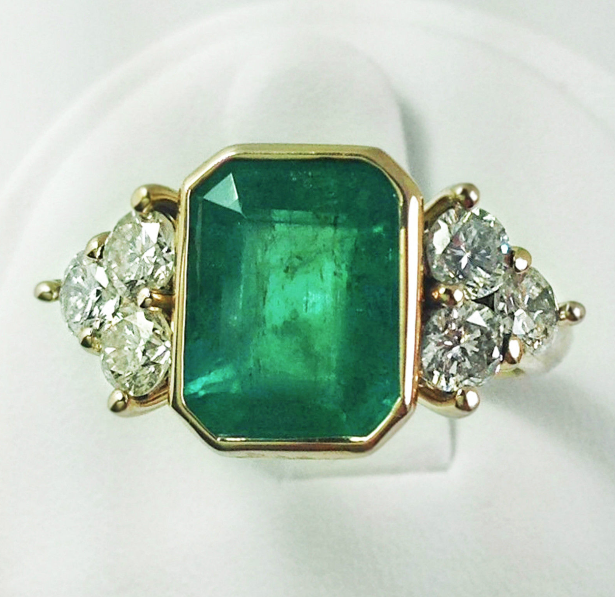 5.70 Carat Fine Colombian Emerald Diamond Engagement Ring 18K Gold