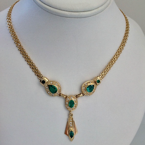 Fine 7.30ct Colombian Emerald Necklace 18K Yellow Gold