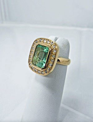 4.40 Carat Emerald Cut Colombian Emerald Diamond Ring 18k