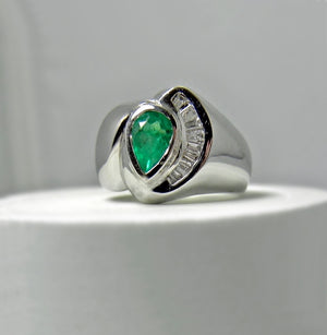 Natural Colombian Emerald and Diamond Dome Ring 18K