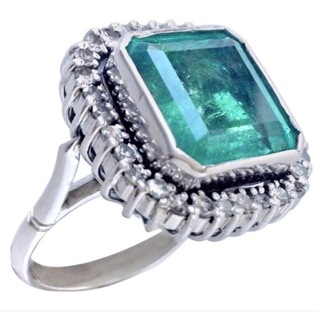 15 Carat Art Deco Fine Colombian Emerald Diamond Ring 18K
