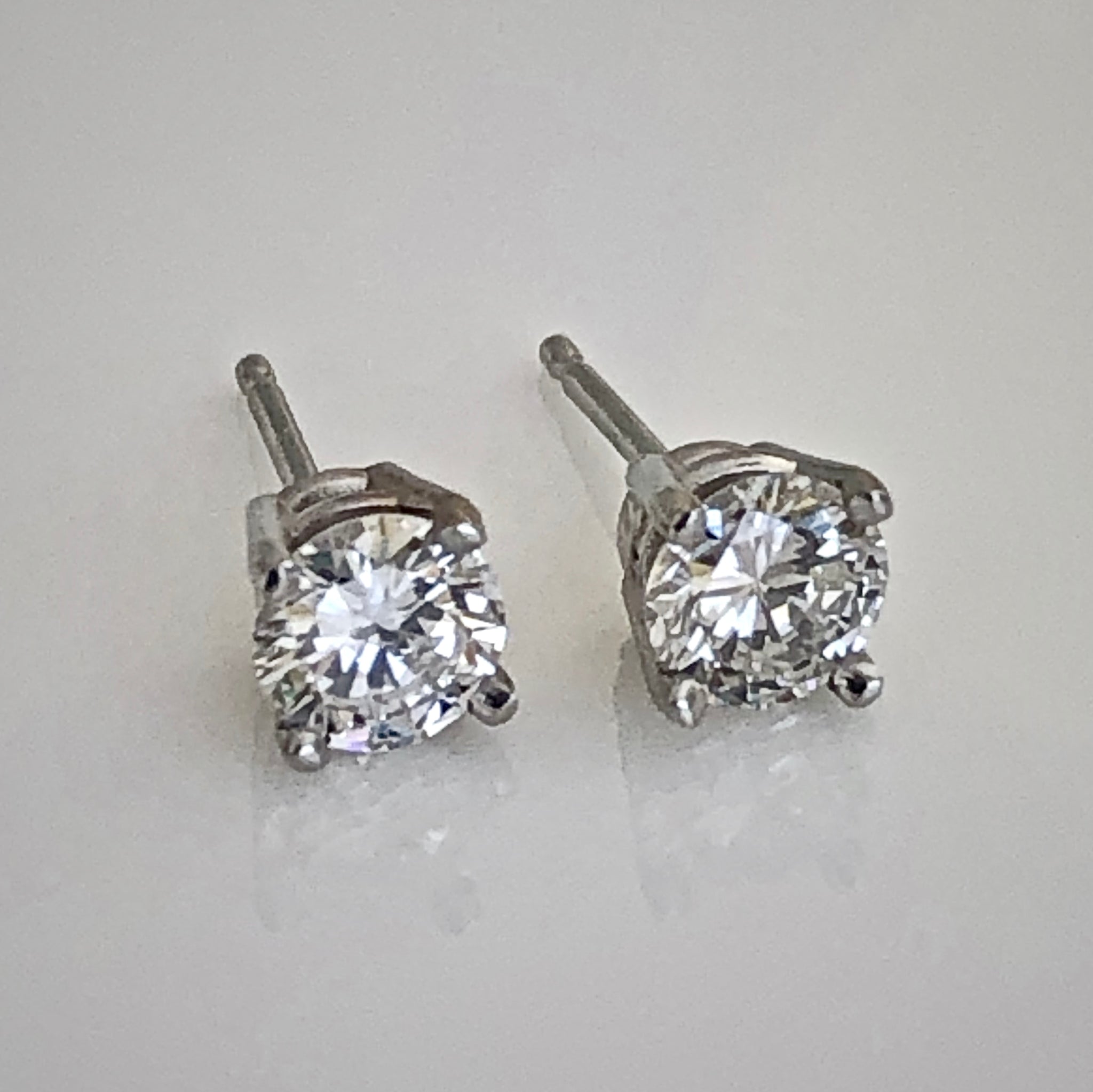 Diamond Platinum Stud Earrings 0.75ct F-VS2
