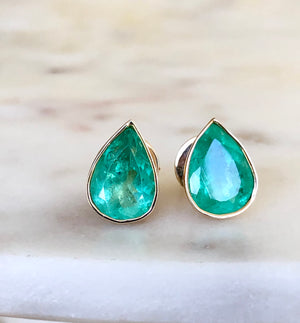 6.00 Carat Pear Cut Colombian Emerald Stud Earrings 18K Gold