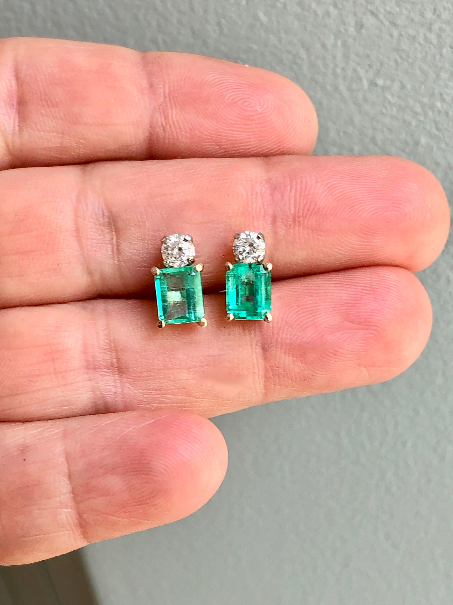 Natural Colombian Emerald Diamond Stud Earrings 18 Karat