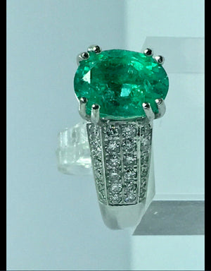 Estate Fine Emerald Diamond Engagement Ring