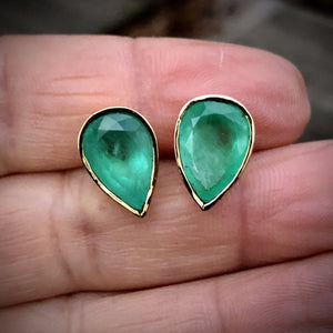 8.48ct Huge Natural Colombian Emerald Stud Earrings 18k Gold ~ 15.00x10.50mm