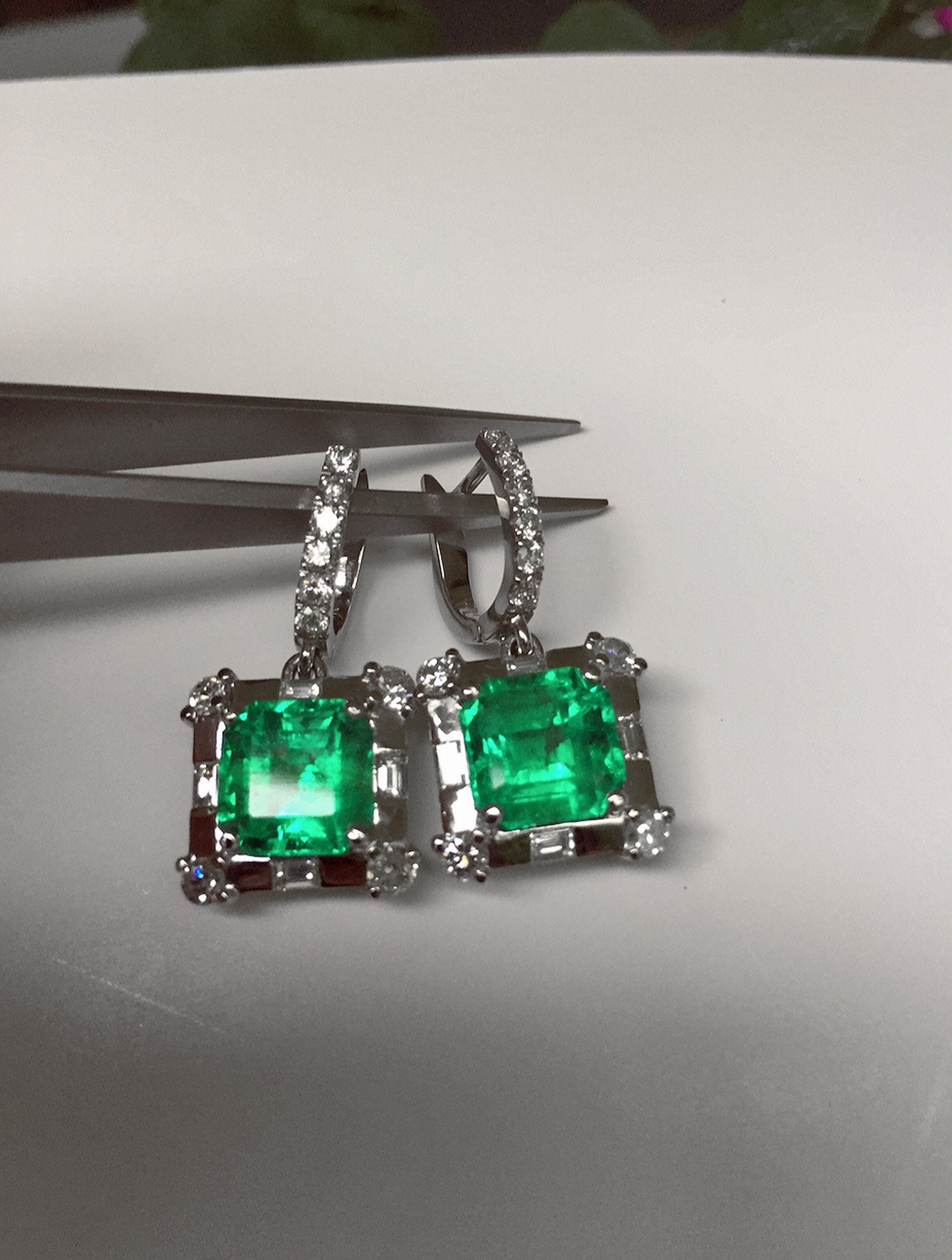 Certified 10.77 Carat Colombian Emerald Diamond Earrings 18K